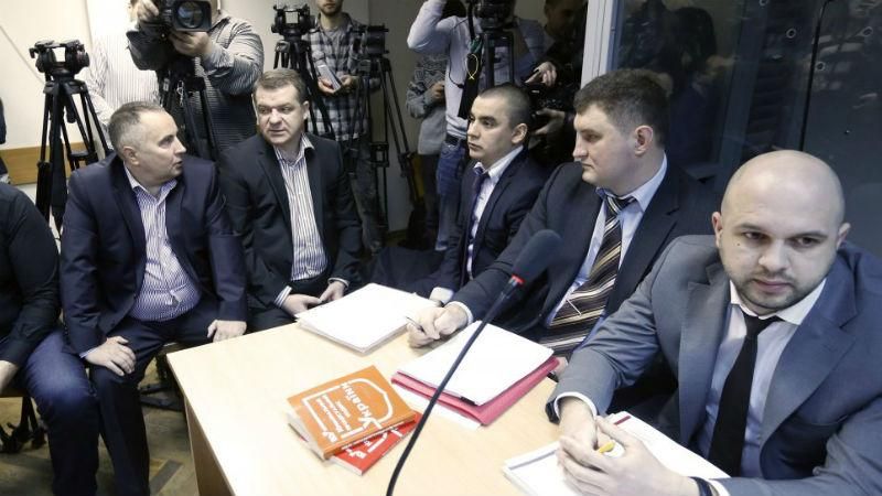 Суд над "діамантовими прокурорами" знову перенесли Суд над "діамантовими прокурорами" знову перенесли