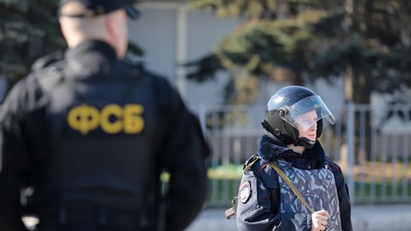 В Крыму — массовые обыски у журналистов