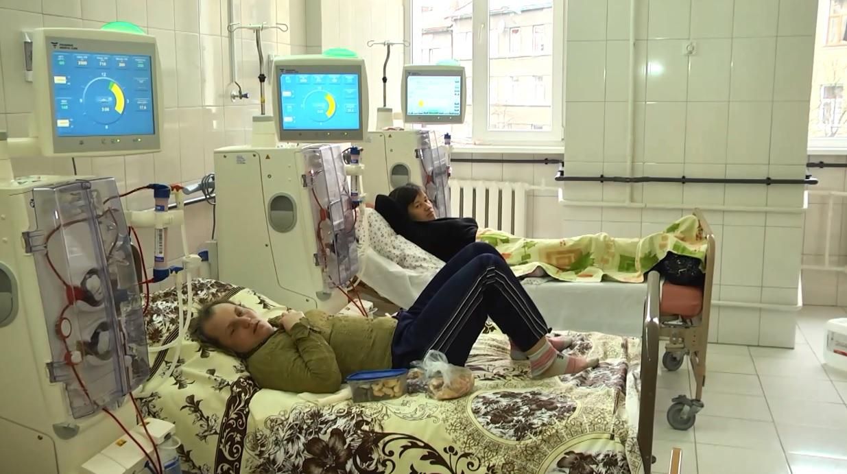 Больные на почечную недостаточность бьют тревогу: им закупили дешевые лекарства Больные на почечную недостаточность бьют тревогу: им закупили дешевые лекарства