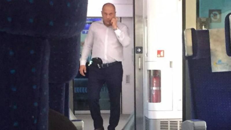 Епопея з пістолетом в трусах Киви продовжується: сьогодні він вже розгулює Києвом Епопея з пістолетом в трусах Киви продовжується: сьогодні він вже розгулює Києвом