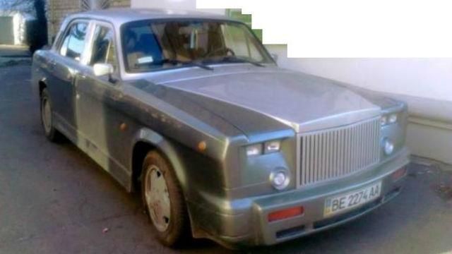 Умілець перетворив стареньку Волгу на Rolls-Royce