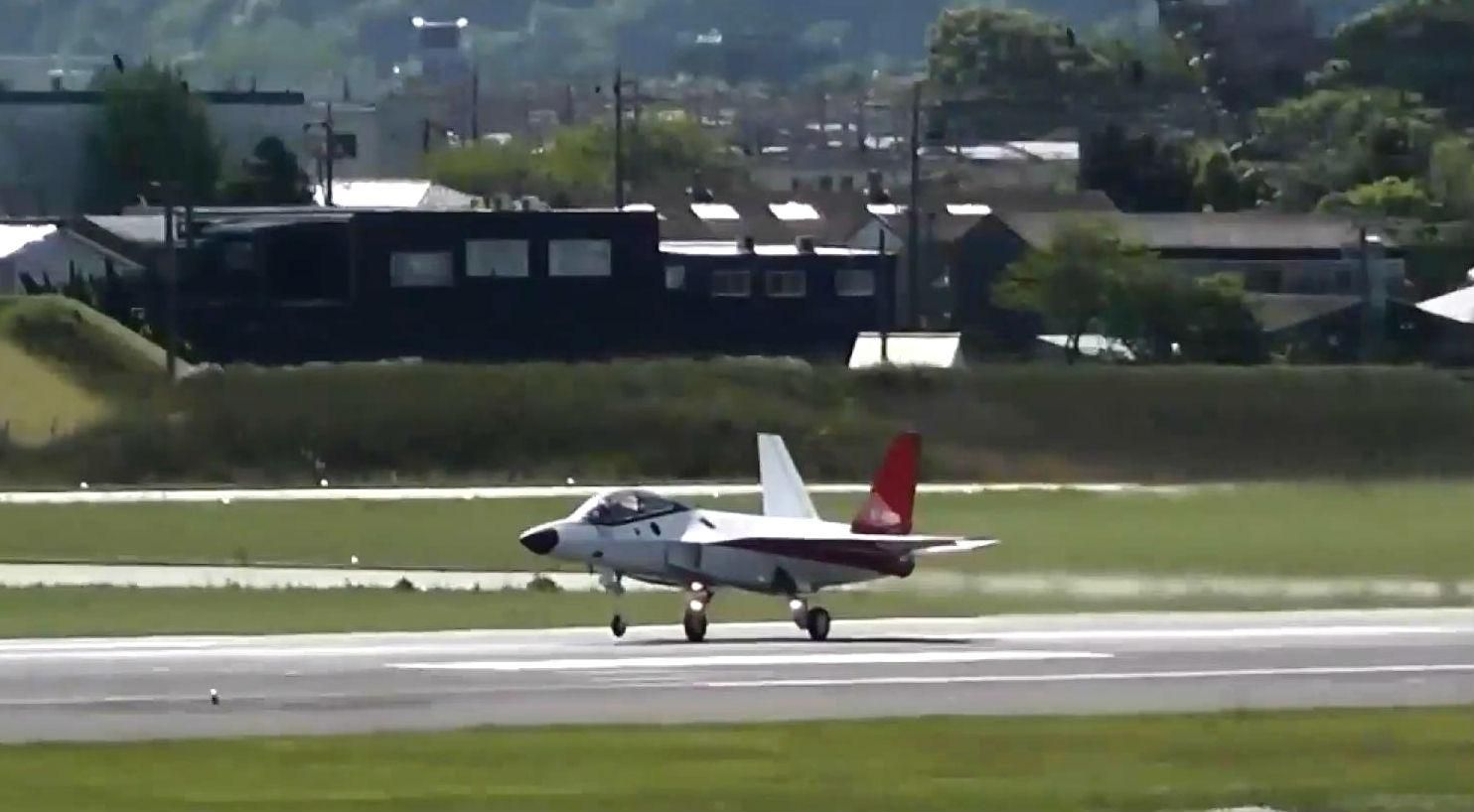 Минобороны Японии создало истребитель-невидимку пятого поколения Минобороны Японии создало истребитель-невидимку пятого поколения