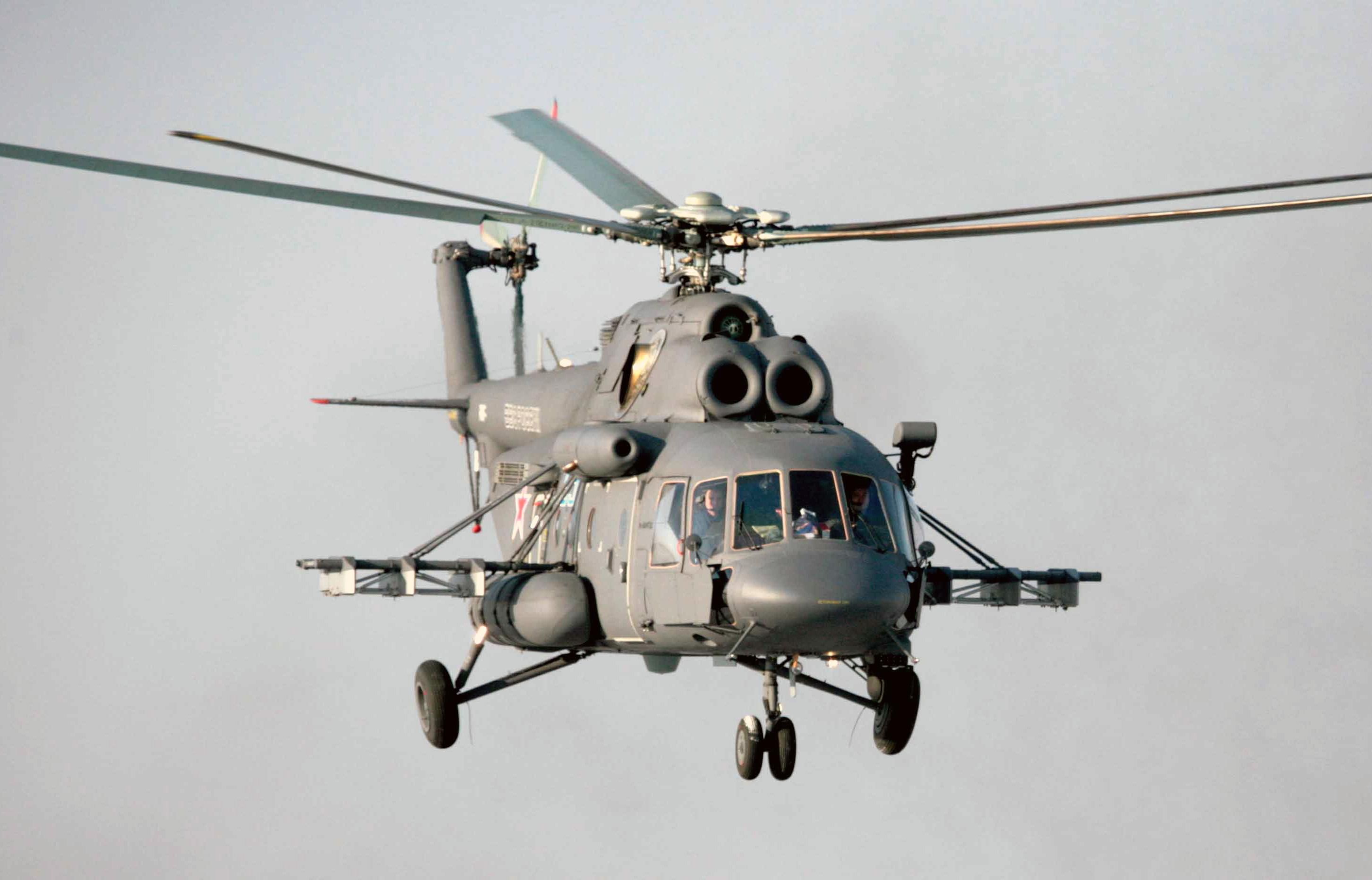 Российский вертолет зафиксировали на границе с Херсонской областью