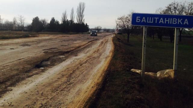 За одну із найгірших українських доріг візьмуться наприкінці травня