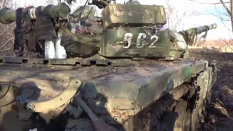 З України у Воронеж масово надходять підбиті російські танки з трупами