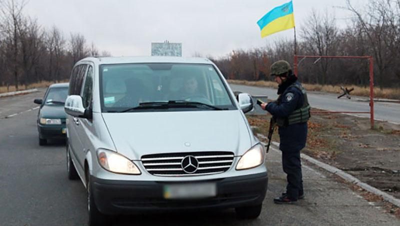 Скільки замаскованих бойовиків затримали на блокпостах: статистика за 2016 рік