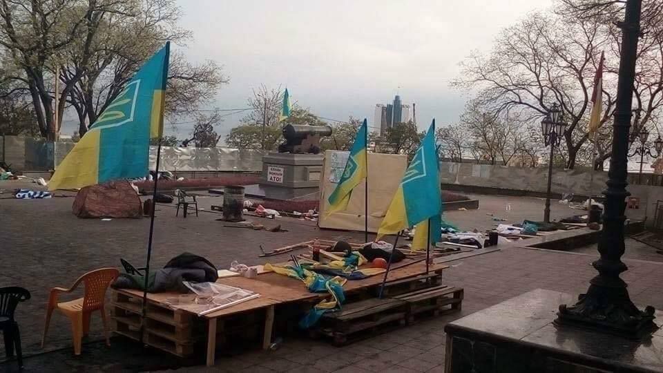 Сутички в Одесі: троє у лікарні, п'ятеро в райвідділку