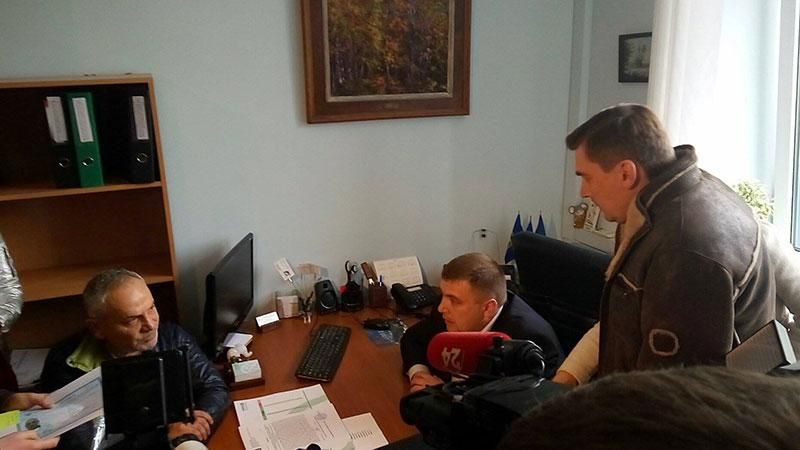 Стало известно, почему у Шустера забрали разрешение на работу Стало известно, почему у Шустера забрали разрешение на работу