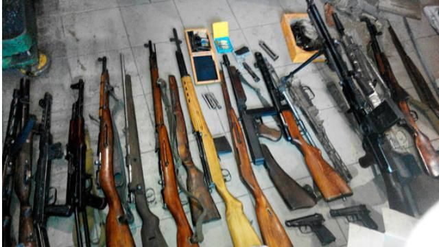 У мужчины нашли огромный арсенал оружия: опубликованы фото У мужчины нашли огромный арсенал оружия: опубликованы фото