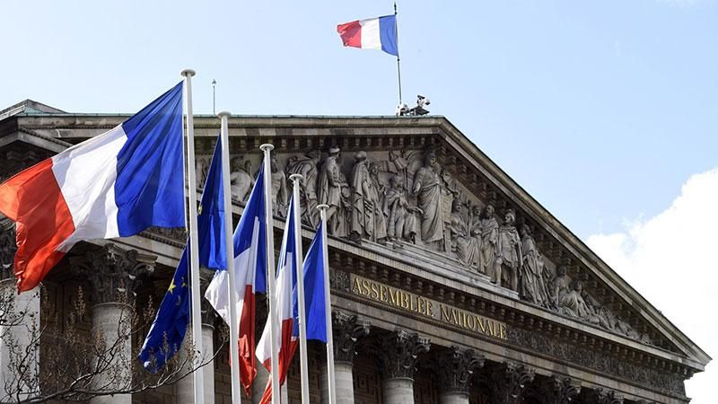 Французькі депутати закликають зняти санкції з Росії