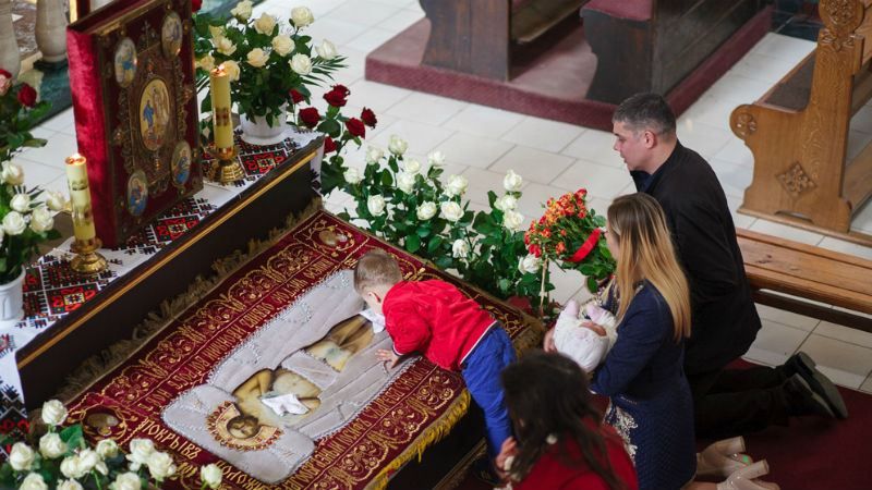 Якого звичаю дотримуються українці в Велику П’ятницю Якого звичаю дотримуються українці в Велику П’ятницю