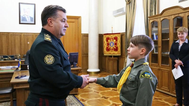 11-річний волонтер отримав високу державну нагороду 11-річний волонтер отримав високу державну нагороду