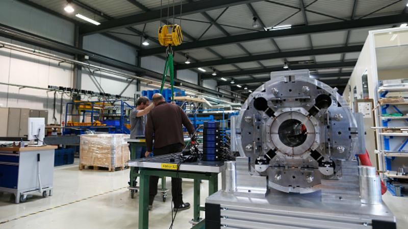 Великий адронний колайдер зупинив роботу через курйозний випадок Великий адронний колайдер зупинив роботу через курйозний випадок