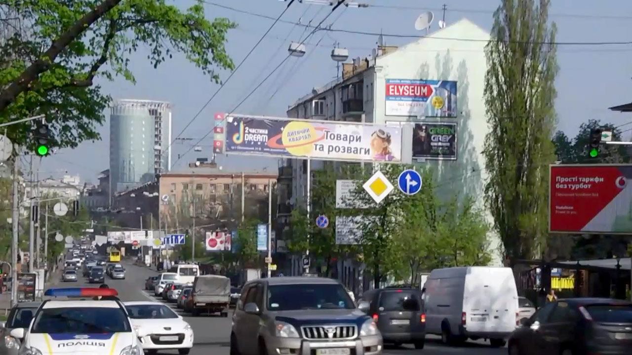 На українських дорогах набирає популярності новий вид шахрайства