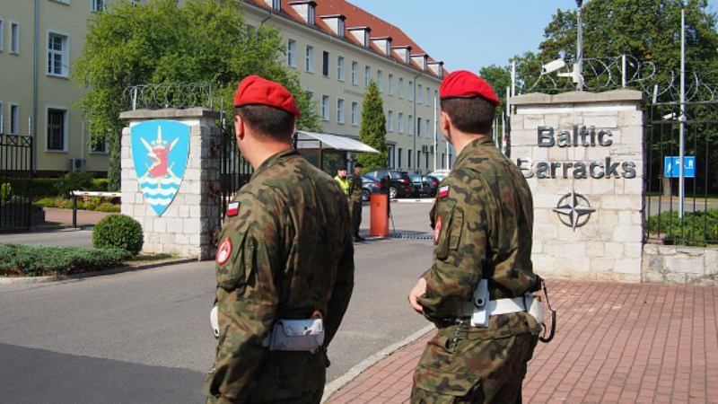 Аби стримати Росію, Польща і країни Балтії готуються розмістити тисячі солдатів НАТО Аби стримати Росію, Польща і країни Балтії готуються розмістити тисячі солдатів НАТО