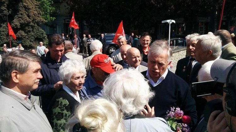 Первомайские манифестации: полицейских больше, чем участников Первомайские манифестации: полицейских больше, чем участников