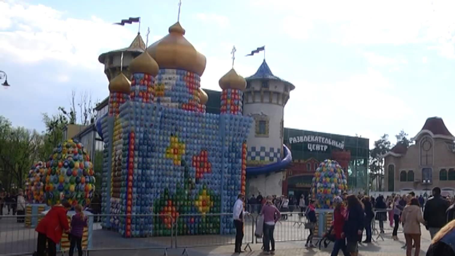 Уникальный храм из писанок построили в Харькове Уникальный храм из писанок построили в Харькове