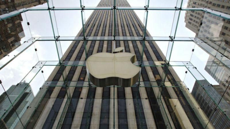 Акції Apple продовжують затяжне падіння