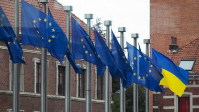 Україна разом з Грузією та Косовом отримають безвізовий режим до кінця року, — єврокомісар Україна разом з Грузією та Косовом отримають безвізовий режим до кінця року, — єврокомісар