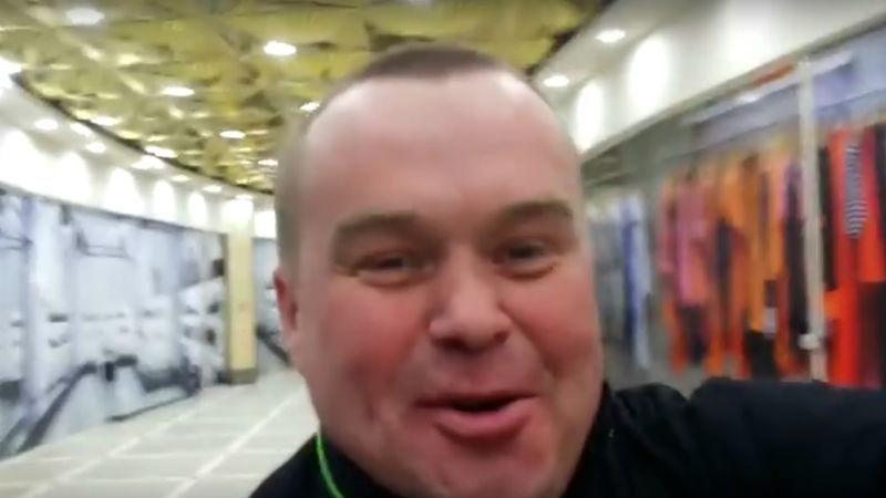 У Росії порожні магазини "заповнили" намальованою продукцією У Росії порожні магазини "заповнили" намальованою продукцією