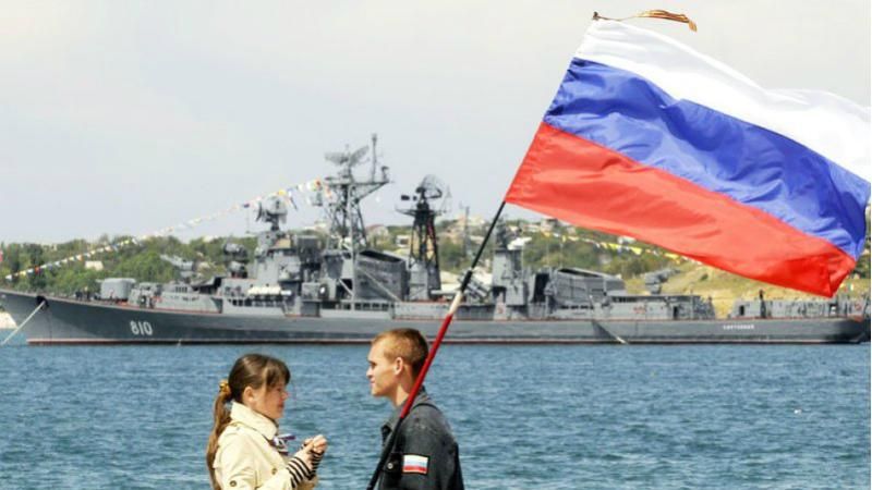 Россия сама себя похоронит в Крыму, — эксперт Россия сама себя похоронит в Крыму, — эксперт