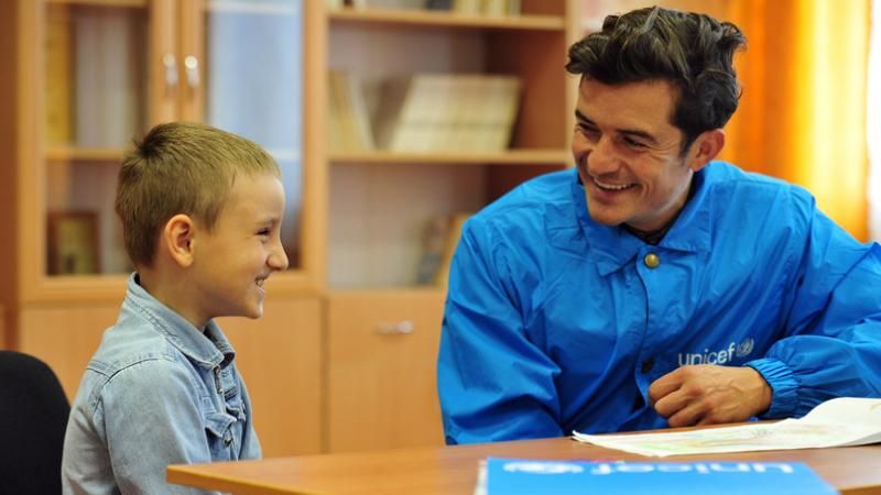 Орландо Блум поділився враженнями після поїздки на Донбас Орландо Блум поділився враженнями після поїздки на Донбас