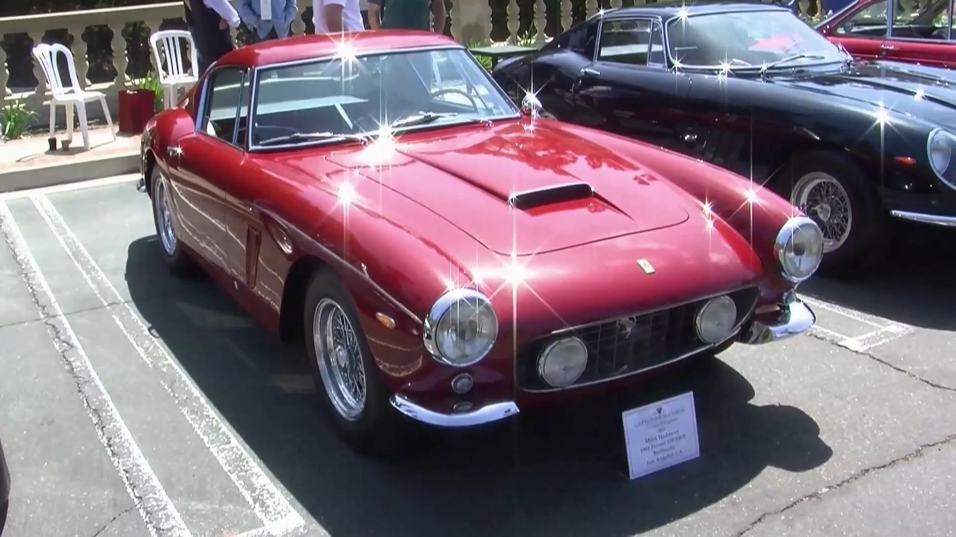 В США показали уникальную выставку раритетных Ferrarи и Rolls-Roys