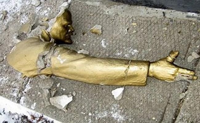 Колесников играет в Ленина? Коротко о сути его "апрельских тезисов" Колесников играет в Ленина? Коротко о сути его "апрельских тезисов"