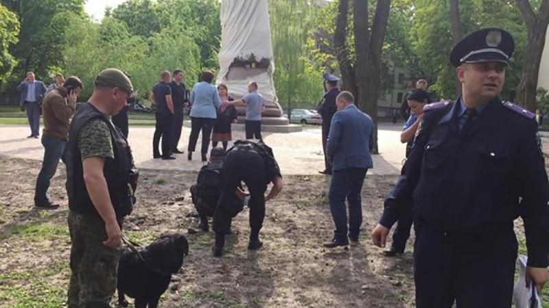 У Полтаві спробували підірвати пам'ятник Мазепі