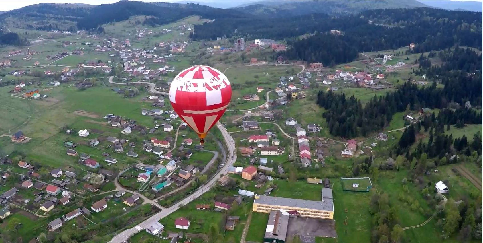 Впечатляющий фестиваль воздушных шаров стартовал на Львовщине