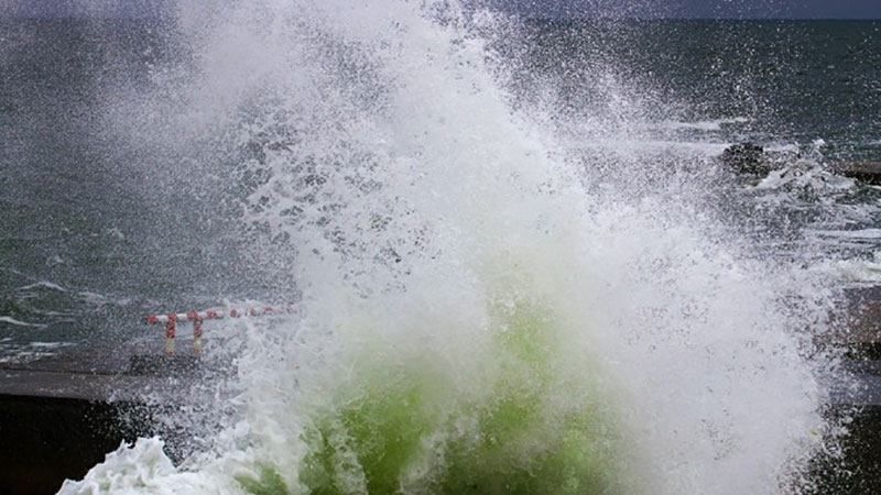 Одесу накрив шторм: надзвичайно емоційні фото Одесу накрив шторм: надзвичайно емоційні фото