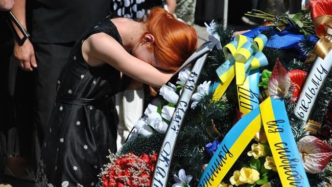 Неопізнаними лишаються близько ста воїнів, що загинули під час АТО Неопізнаними лишаються близько ста воїнів, що загинули під час АТО