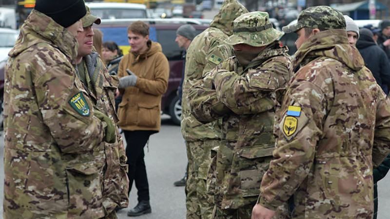 В "ДНР" массово шьют форму украинского образца