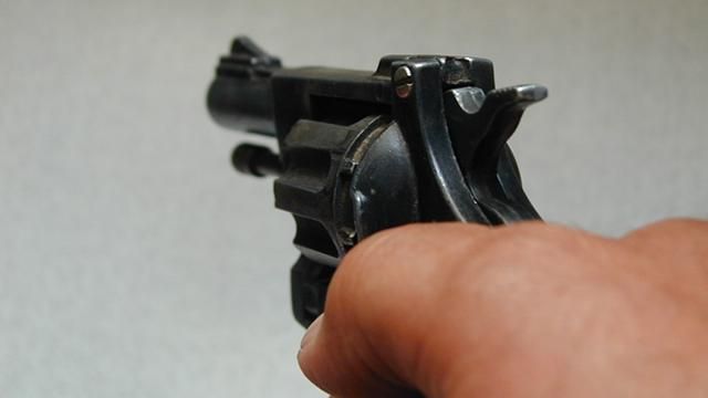 Стрілянина сталася на АЗС у Києві: є поранений Стрілянина сталася на АЗС у Києві: є поранений