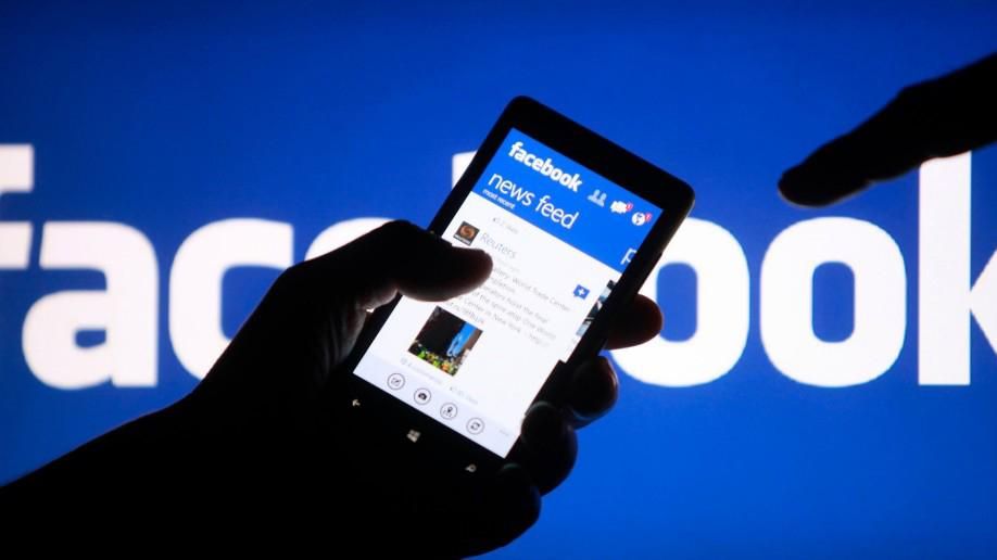 В России госслужащие будут вынуждены предоставить доступ к своим соцсетям В России госслужащие будут вынуждены предоставить доступ к своим соцсетям