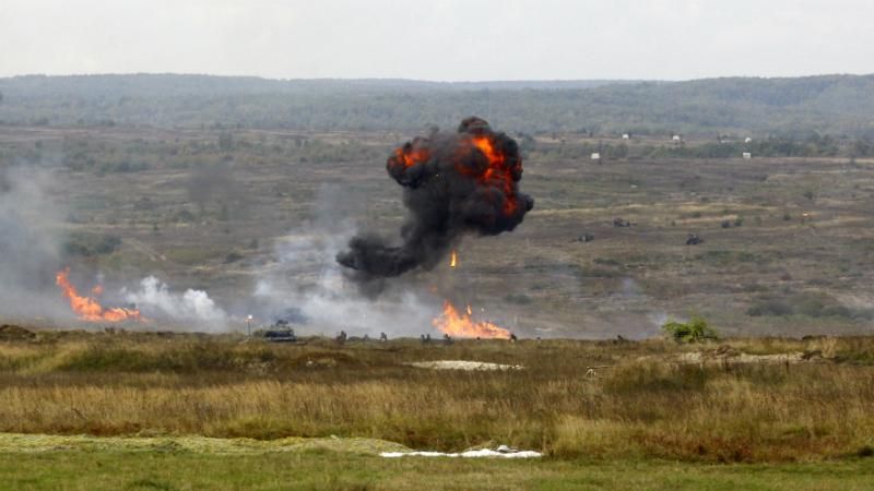 Один військовий загинув, двоє поранених: граната вибухнула на полігоні біля Львова Один військовий загинув, двоє поранених: граната вибухнула на полігоні біля Львова