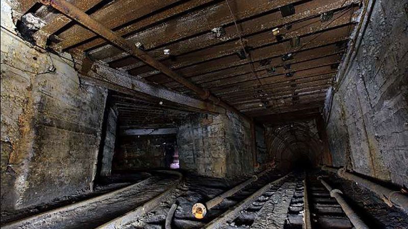 Авария на шахте в Донецкой области: двое горняков заблокированы