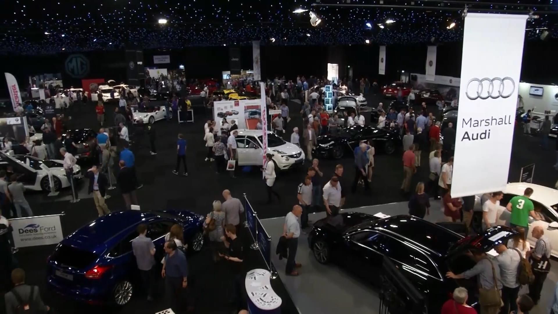 Лондонское автошоу: трехколесные электрокары и изысканные европейские традиции Лондонское автошоу: трехколесные электрокары и изысканные европейские традиции