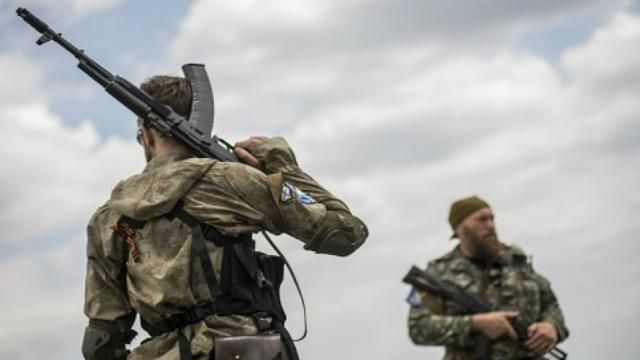 Бойовики порушили режим тиші: крім стрілецької зброї, взялись ще й за гранатомети Бойовики порушили режим тиші: крім стрілецької зброї, взялись ще й за гранатомети