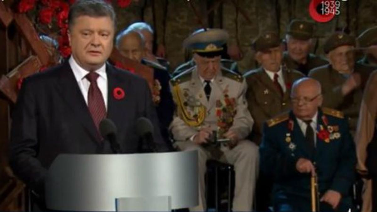 Порошенко: Обіцяти, що нової хвилі мобілізації цього року взагалі не буде, поки не можу Порошенко: Обіцяти, що нової хвилі мобілізації цього року взагалі не буде, поки не можу
