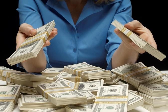 Действительно ли помощь от МВФ Украине является "помощью": комментарии экспертов Действительно ли помощь от МВФ Украине является "помощью": комментарии экспертов