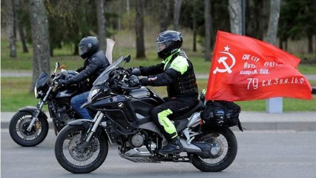 Путінських байкерів не впустили в Україну