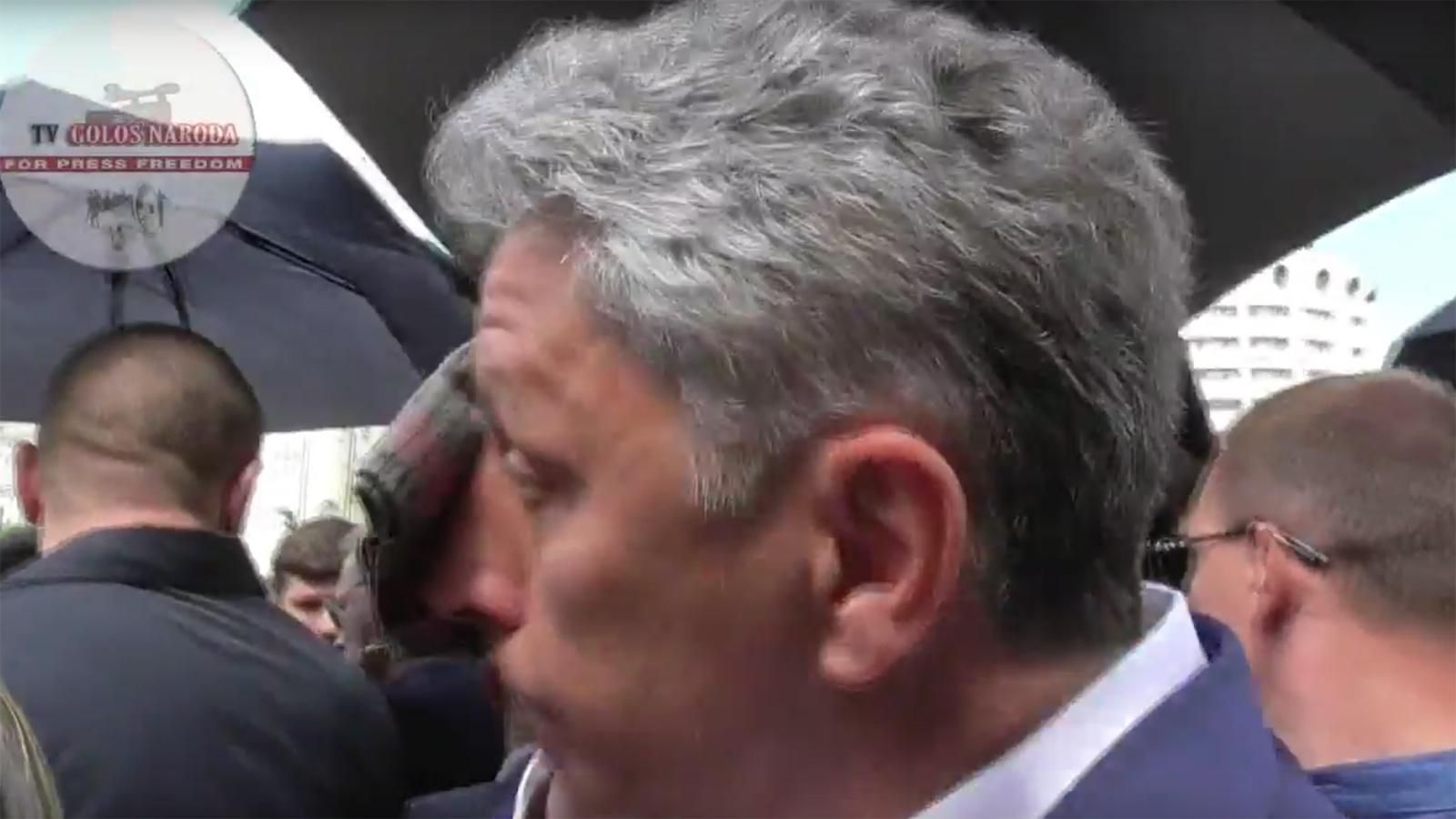 У Києві Бойка та інших опоблоківців зустріли водою У Києві Бойка та інших опоблоківців зустріли водою