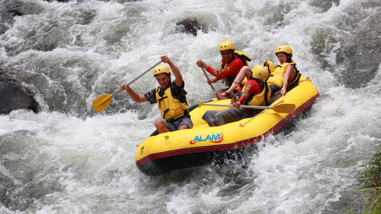Чим зайнятись чоловікам, які люблять екстрим на воді Чим зайнятись чоловікам, які люблять екстрим на воді
