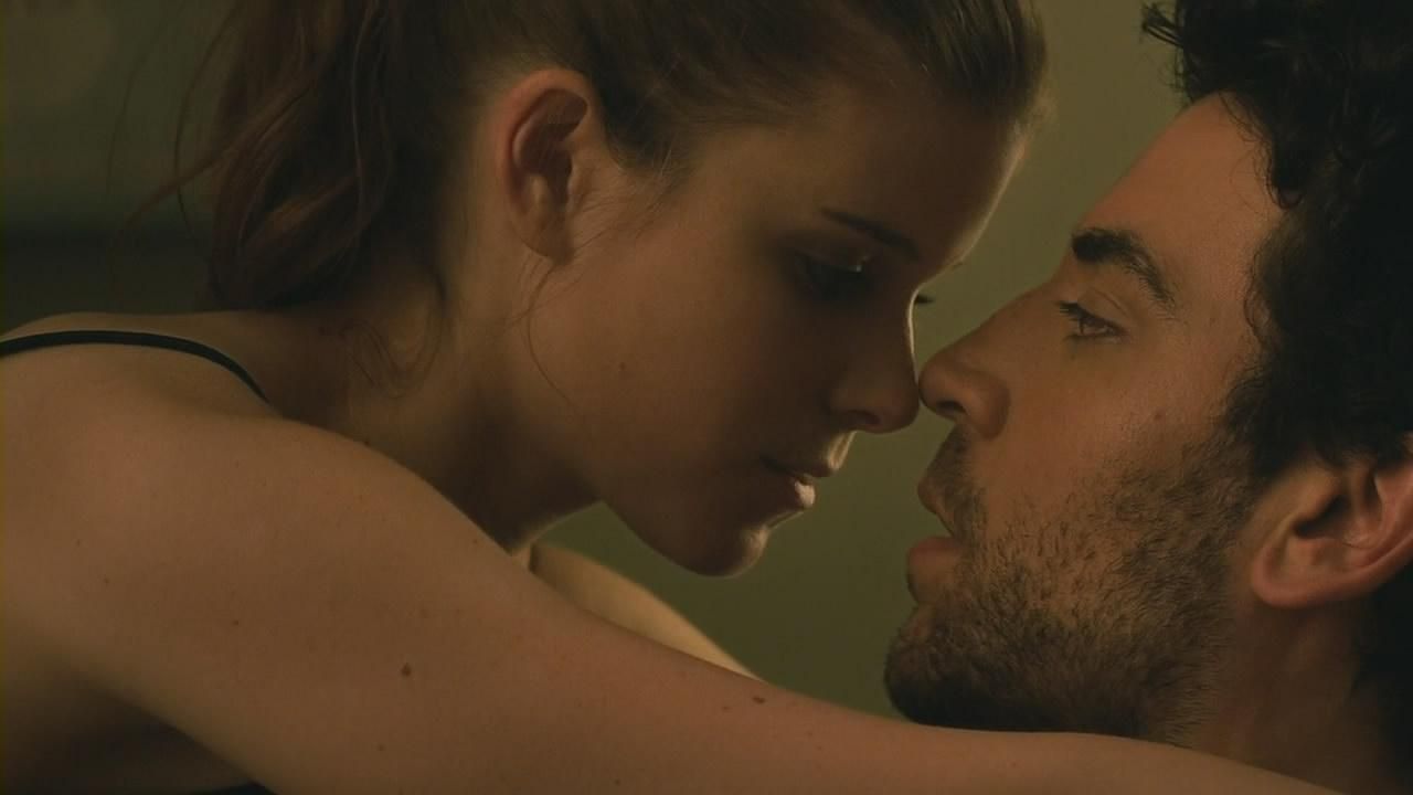 Фільм дня. "Щасливі Разом" — про людей, які намагаються знайти свій шлях у житті Фільм дня. "Щасливі Разом" — про людей, які намагаються знайти свій шлях у житті