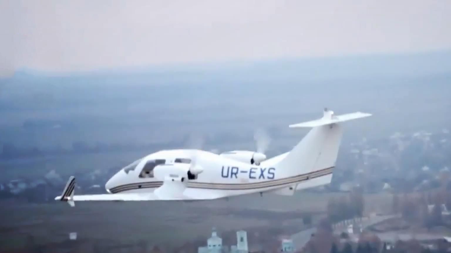 Український літак, що завойовує провідні авіашоу світу Український літак, що завойовує провідні авіашоу світу