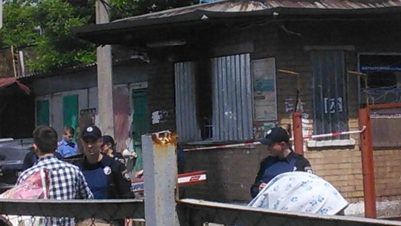 Появились первые фото со взрыва в Киеве (18+) Появились первые фото со взрыва в Киеве (18+)