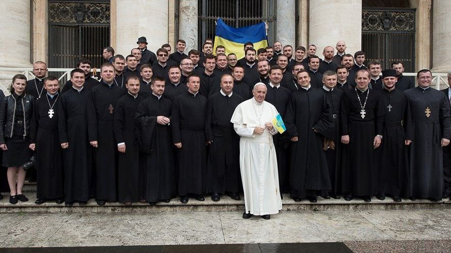 Папі Римському українці зробили символічні подарунки Папі Римському українці зробили символічні подарунки