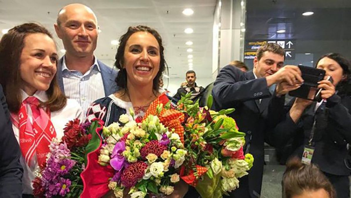 Джамала: В Крыму победу на Евровидении отпраздновали фейерверками Джамала: В Крыму победу на Евровидении отпраздновали фейерверками