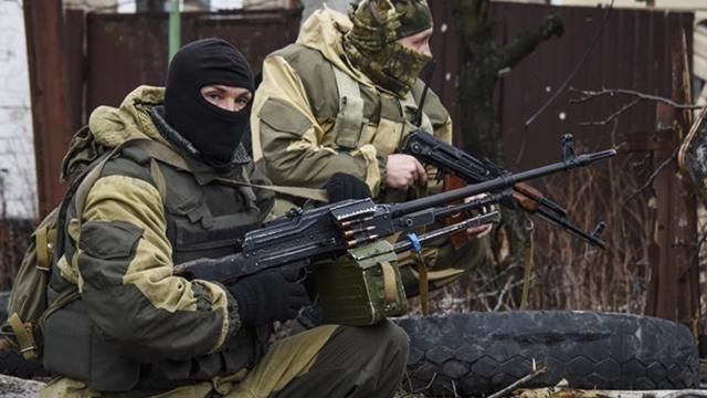 Неподалік донецького аеропорту зав'язався бій з диверсантами, — штаб Неподалік донецького аеропорту зав'язався бій з диверсантами, — штаб